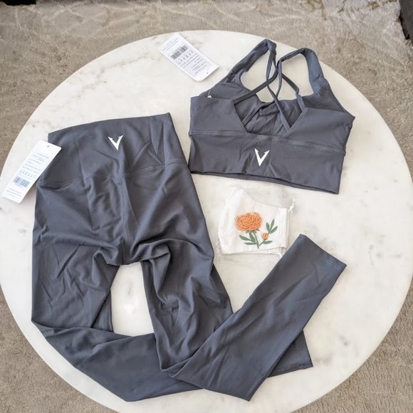 Yoga Basic Training Light Medium Performance Bra and Legging Set - Picture 6 of 11